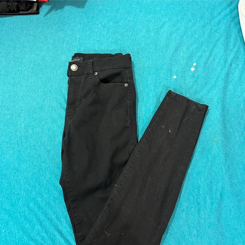 Aeropostale Women's Classic Black Skinny Jeans